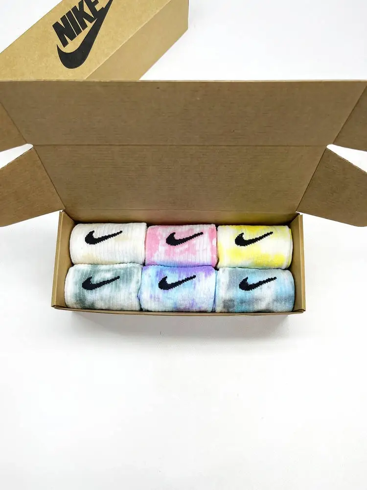 Набір у коробці 6 пар високі чоловічі шкарпетки Nike Tie-Dye - фото 1